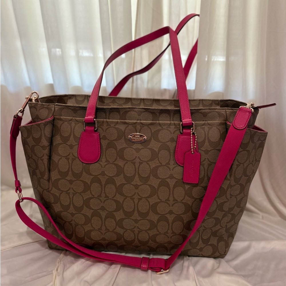 Coach Signature Canvas Tote Bag